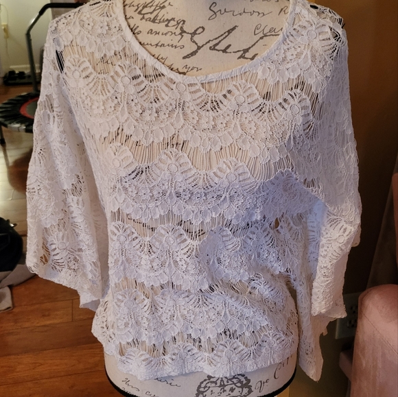 youarenotalone Tops - Ladies White lace top